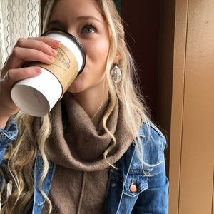 Meet your Posher, Natalie